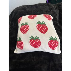 Chelsea & Theodore Strawberry 20x20 Soft Knitted Thick Plush Pillow 100% Cotton